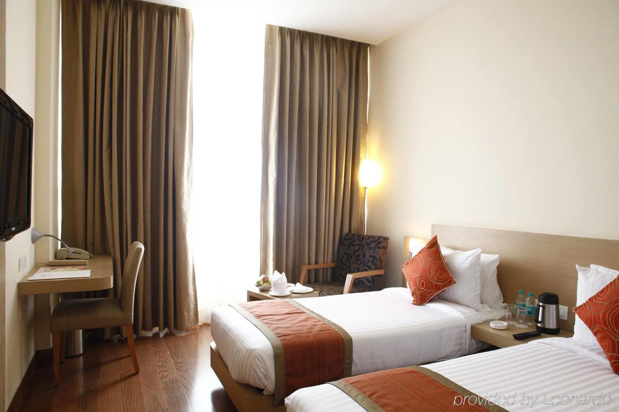 Clarks Inn, Pacific Mall Ghaziabad Eksteriør bilde